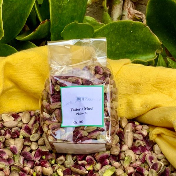Pistachio nuts fresh from the Sicilian farm for sale