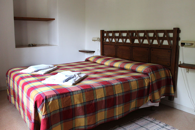 Double bed in room to rent at Fattoria Mose